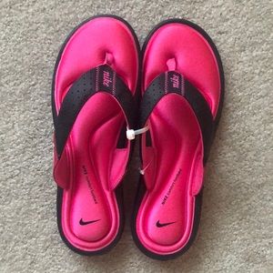 Nike Comfort Footbed Flip Flops